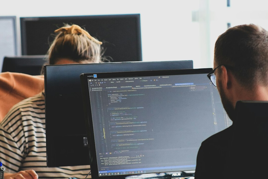 students in programming class